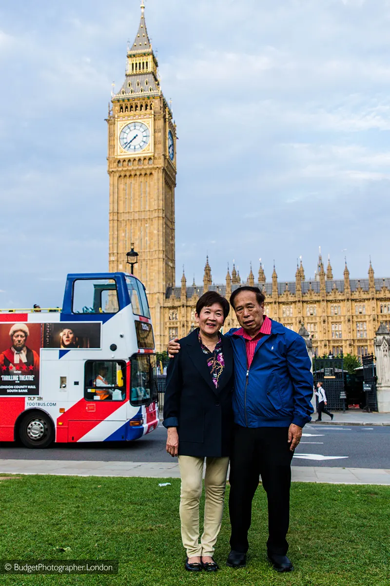 Couple in front of Palace of Westminster